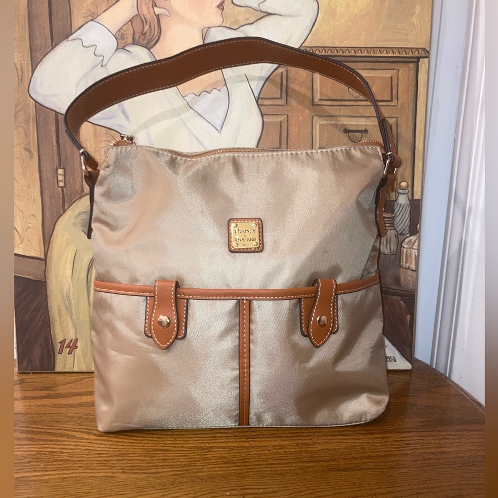 Dooney &  Bourke NWOT Wayfarer Nylon Sac Hobo Shoulder Bag -